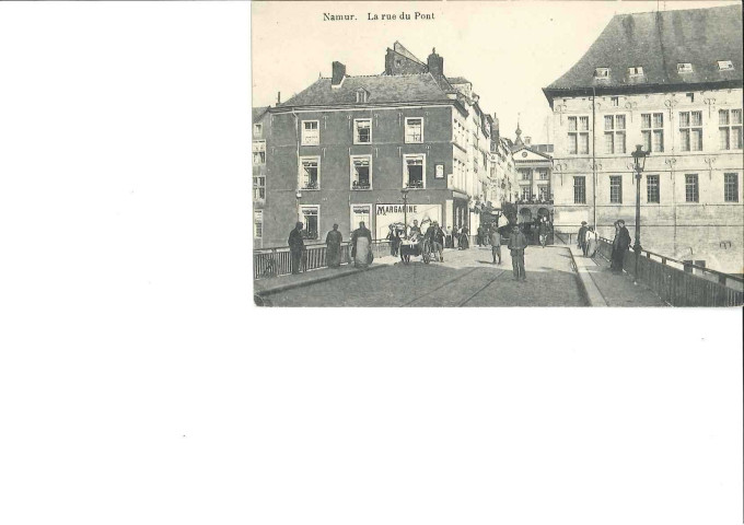 Namur. La rue du Pont